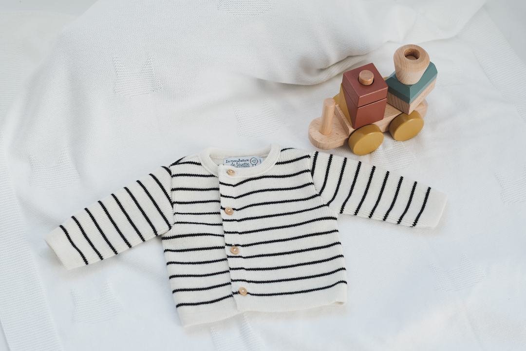 Brassière bébé tricot