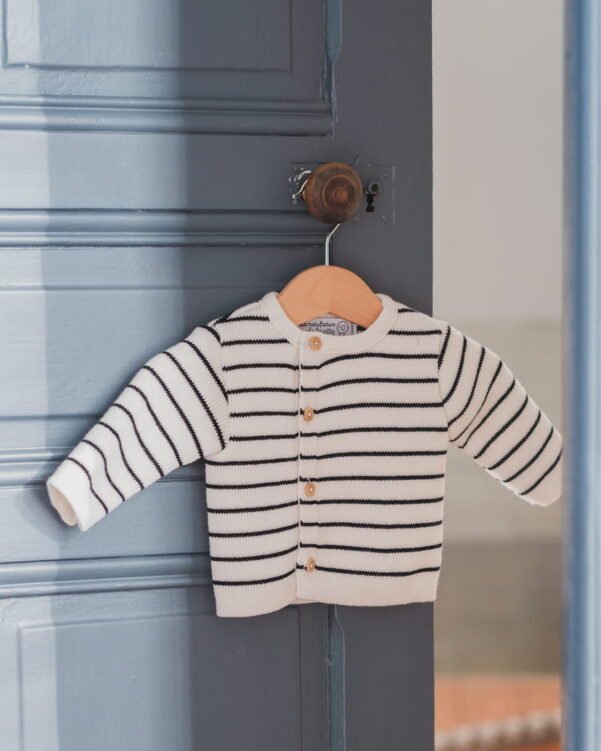 gilet bébé en tricot marinière
