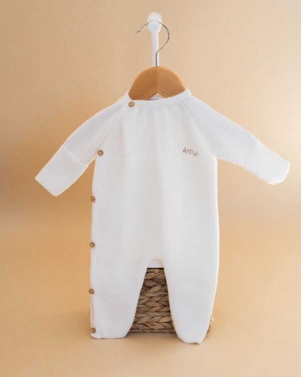 Combinaison bébé en coton brodée