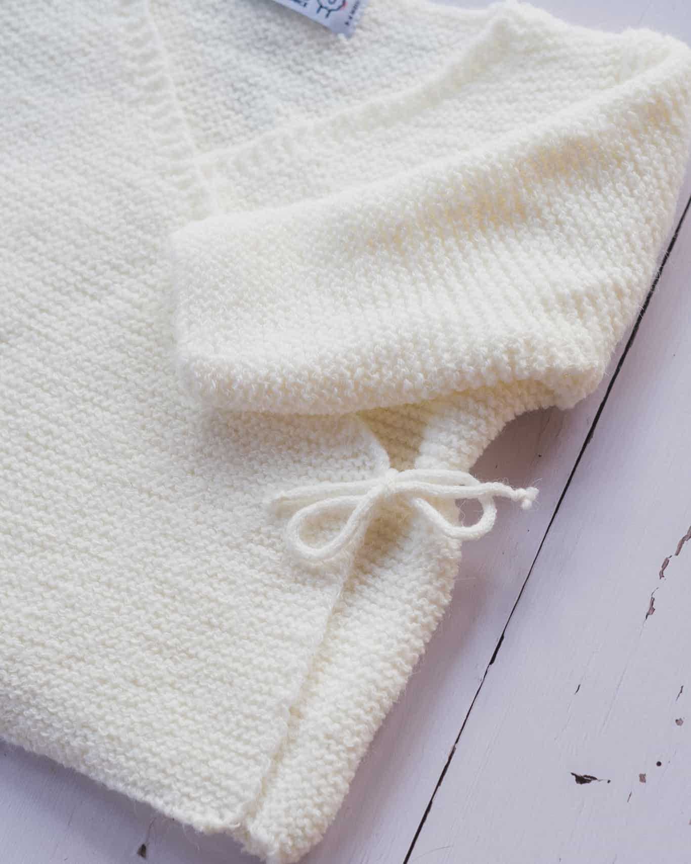 brassiere en laine bebe cache coeur