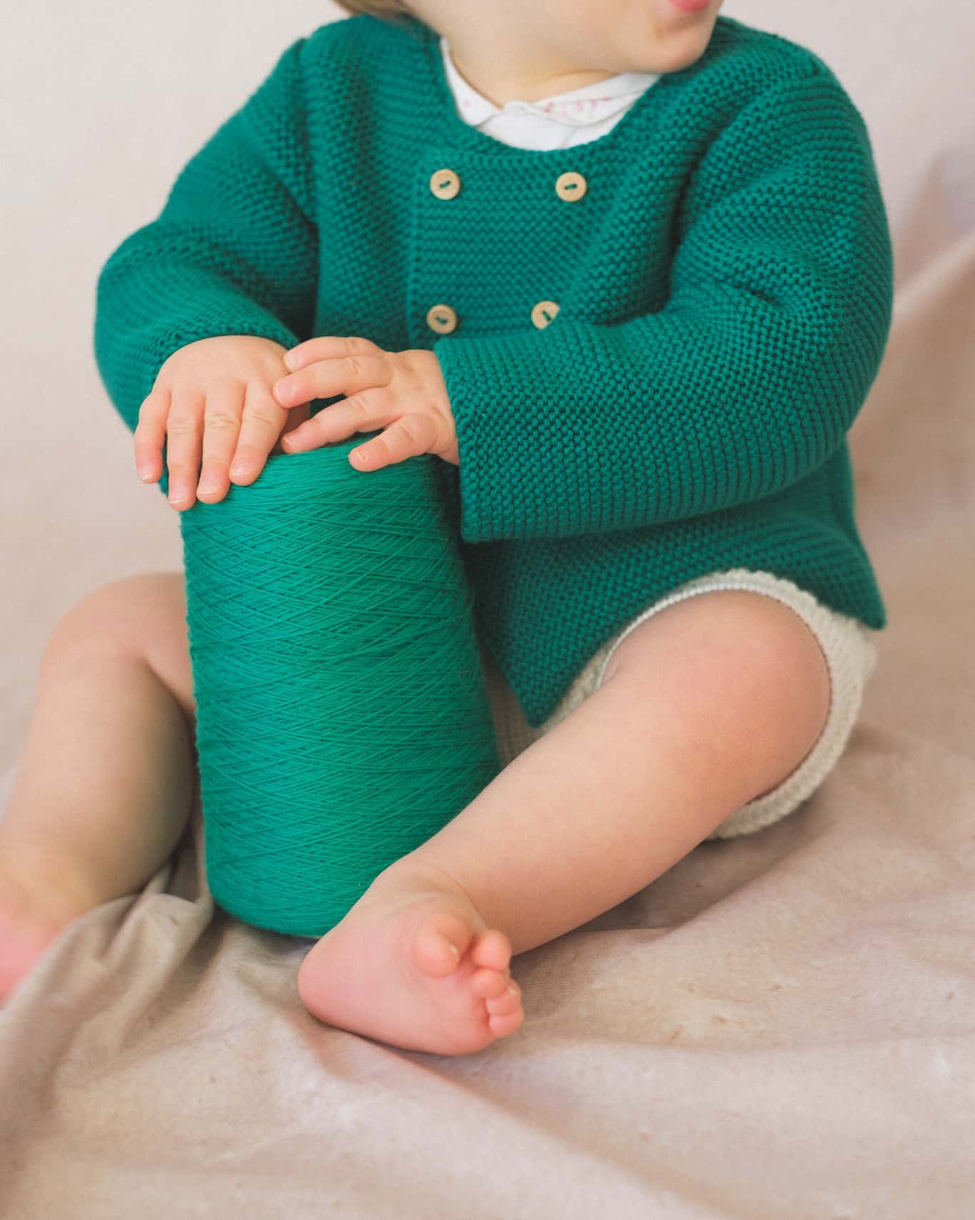 Cardigan bebe 4 boutons vert billard (1)