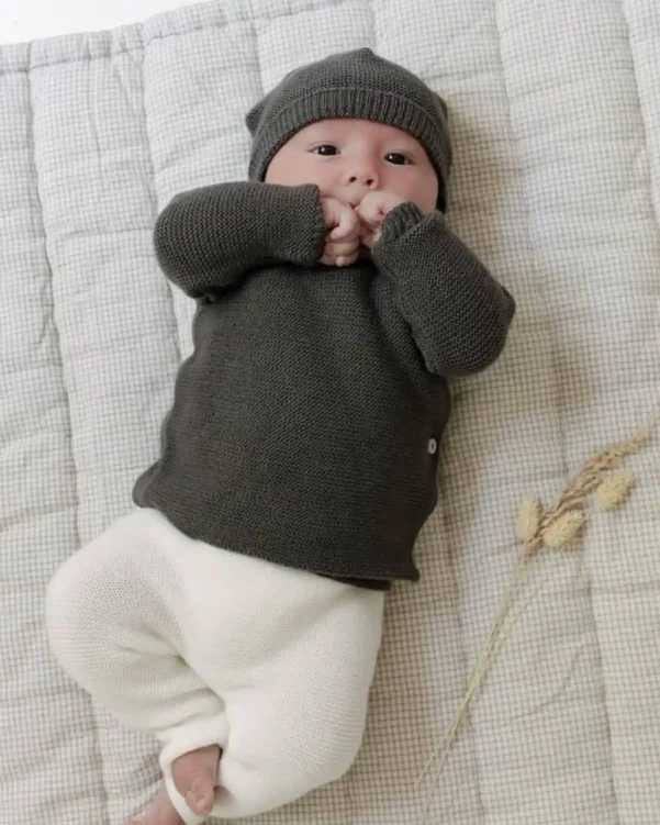 brassiere bebe gris naissance